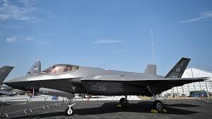 F‑35B Fighter Jet Grounded in Kerala Sparks Viral Buzz & Repair Plans